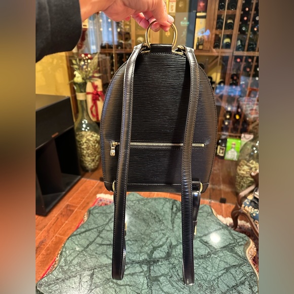 LOUIS VUITTON Mabillon Backpack Bag Epi Leather Black - Picture 2 of 13